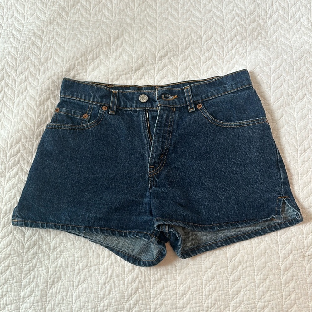 Levi’s vtg denim shorts size 7
